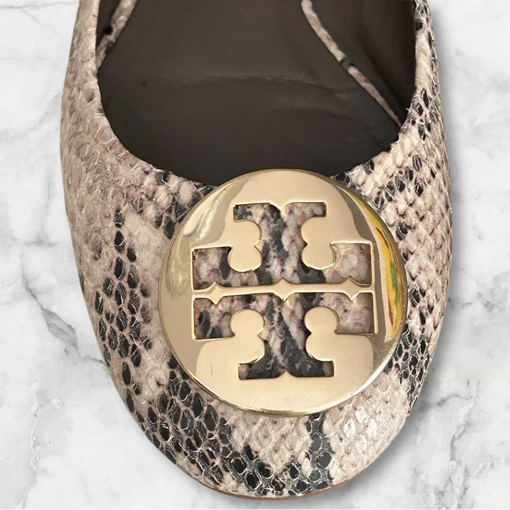 Tory Burch Reva Snakeskin Flats Ballet Beige Brown Gold Logo Size 7.5 - Picture 4 of 16